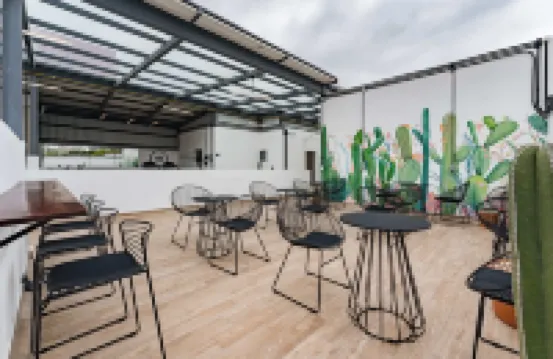 馬里亞諾·埃斯科貝多公寓 by VH