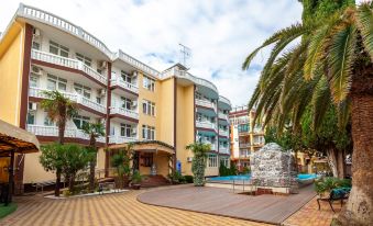 Kiparis Hotel