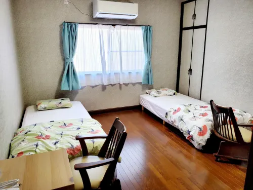 Guesthouse Ivy Hotels in Higashiosaka