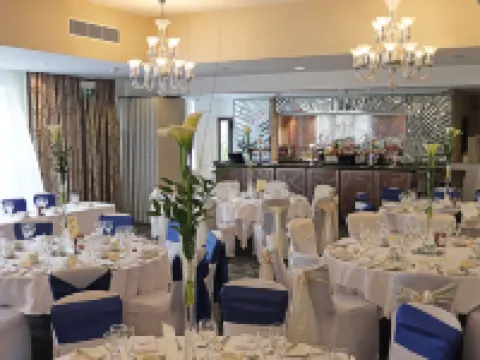 The Pinewood Hotel Hotels in Slough
