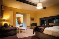 سيكس برونتون بليس فنادق في أدنبره