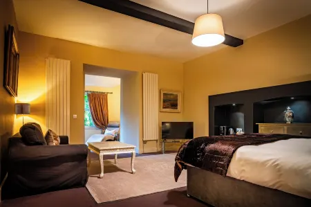 Six Brunton Place Guest House Отели в г. Эдинбург