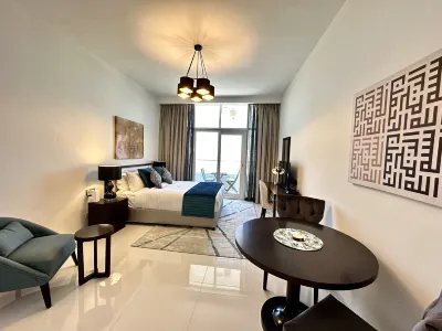 Luxbnb Ghalia Jumeirah Village Circle Hotell i 