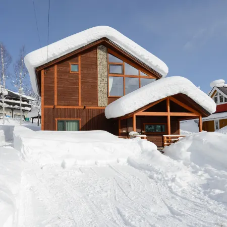 Tahoe Lodge by H2 Life