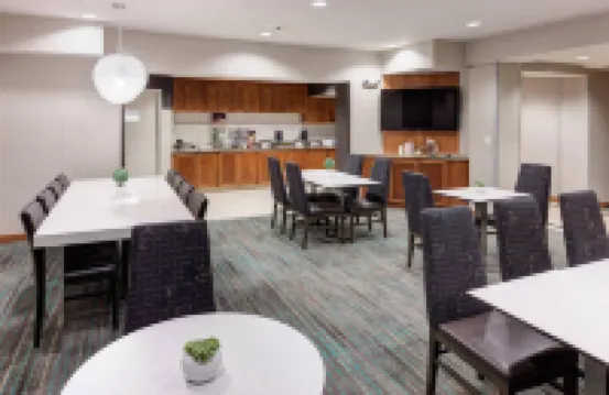 南本德米沙沃卡 Residence Inn 酒店