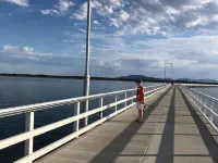 BEAUTIFUL COSY FAMILY HIDEAWAY - FREE WIFI AND FOXTEL - LONG JETTY NOW OPEN! Hotels in Foster