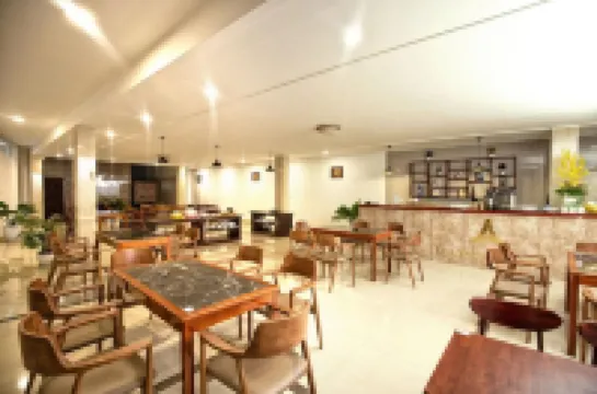 Le Centre Pleiku Hotel