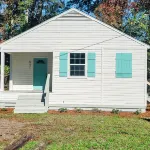 Cozy hub cottage in downtown Hattiesburg. Sleeps 4