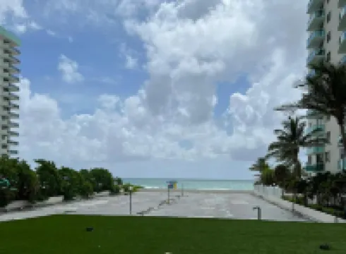 Unmatched Amenities and Two Pools - Stunning Ocean View Haven