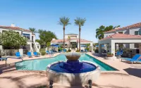 Serene Retreat with Community Pool and Gym - Charming Desert Escape Hotel di Fountain Hills