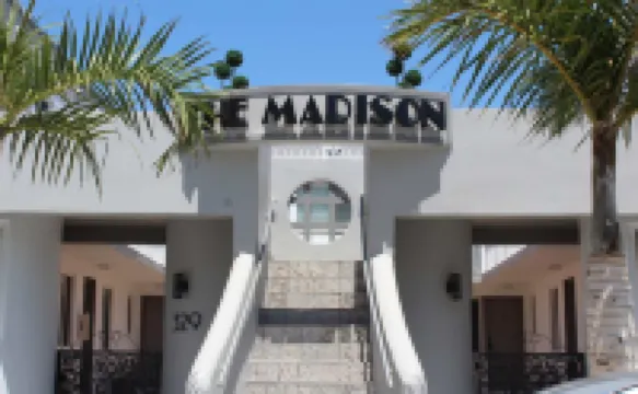 Beach Chairs and Inviting Dining Area - Charming Retreat