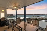 Scenic Lake Views and Abundant Pool Amenities - Luxurious Haven