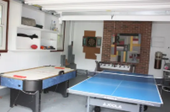 Expansive Grounds and Luxurious Hot Tub - Stunning Ranch Retreat