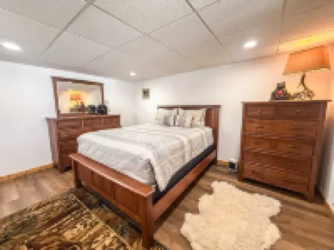 Cozy Retreat with Modern Conveniences - Charming Alpine Escape