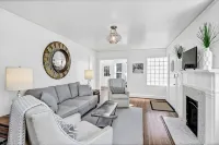 Modern Gem in the Heart of Columbia Hotels near U.S. Army Basic Combat Training Museum