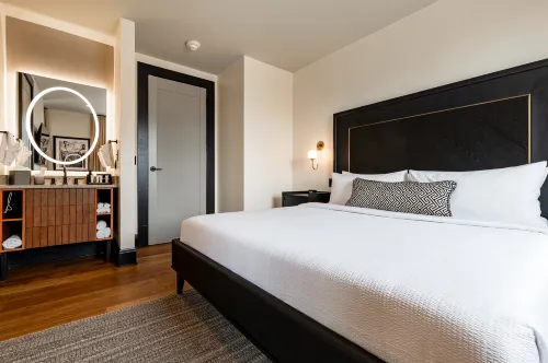 4BR Exclusive Downtown Group Penthouse | The Mayfair