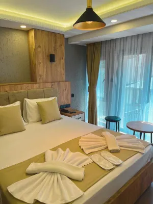 Yellow Bull Istanbul Hotel イェニカプ・フェリー周辺のホテル