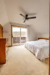 Private Beautiful Home - Family Friendly - 1 min. Walk to Candlewood Lake
