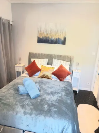 Vue Exceptionnelle : 2 Pièces sur le Port de St-goustan