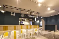 U-Sense For You Hostel Sevilla - بار