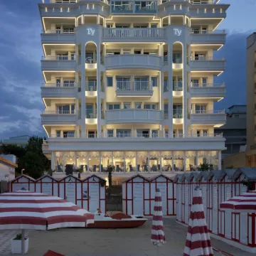 Hotel Tiffany's Hotels near Mojito Beach Riccione