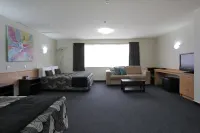 Homestead Villa Motel