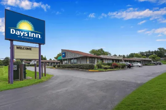 Days Inn by Wyndham Liverpool/Syracuse Отели в г. Салина