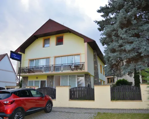 Wellness Vila Bohemia Hotels near Prague 13