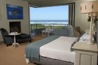 Mosselberg on Grotto Beach