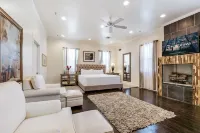 Carondelet Street Modern Suites
