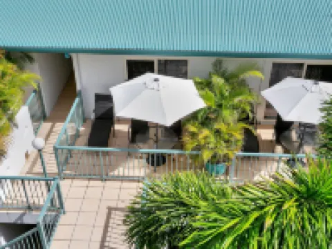 Beachfront Apartments on Trinity Beach Hotels in Trinity Beach