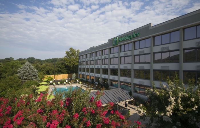 Holiday Inn ASHEVILLE EAST-BLUE RIDGE PKWY by IHG