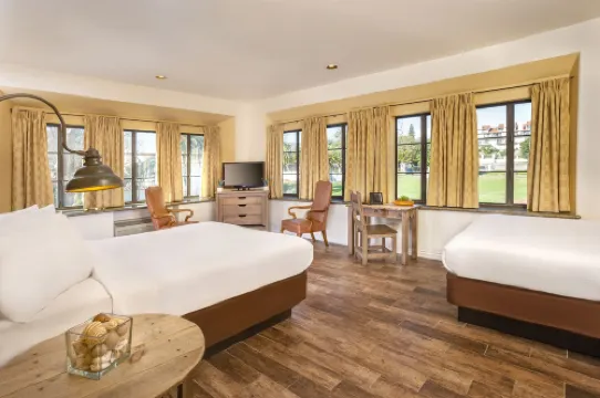 클록 타워 인 호텔