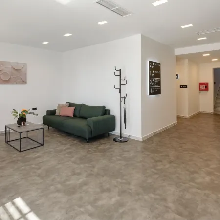 Zed Smart Property Airport by Airstay Отели в г. Спата-Артемида