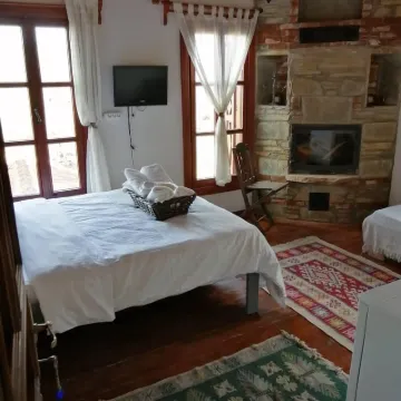 メグレン・コナク