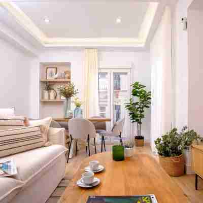 Genteel Home Teatro Soho Rooms