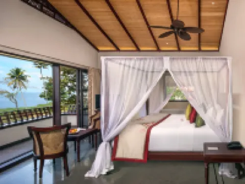 Niraamaya Wellness Retreats Backwaters and Beyond Kumarakom Hotels in Kottayam