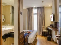 SOTIS Hotel Falatehan, Blok M, Jakarta Hotels near Bundaran Senayan