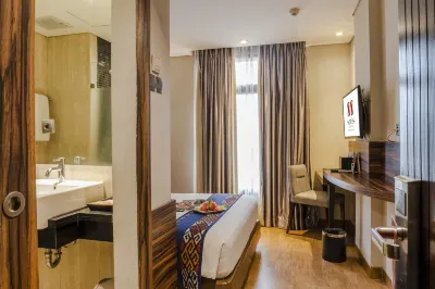 SOTIS Hotel Falatehan, Jakarta Hotels in Blok M