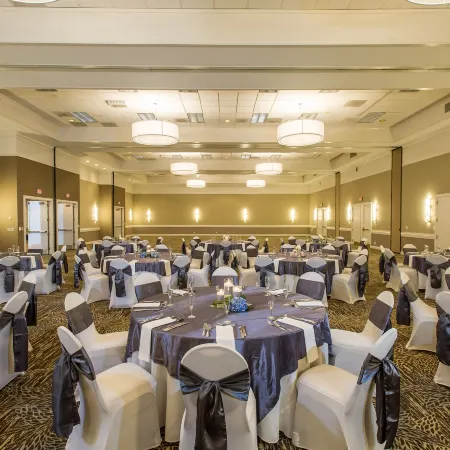 Hilton Peachtree City Atlanta Hotel & Conference Center