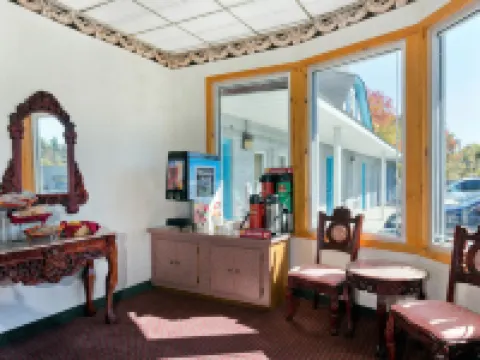 Pocono Night Lodge Hoteles en Bartonsville