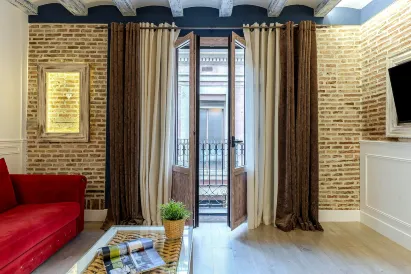 享受巴塞隆拿科隆公寓酒店