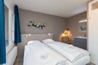 Amazing Apartment in Zoutelande with Balcony Hotels in Zoutelande