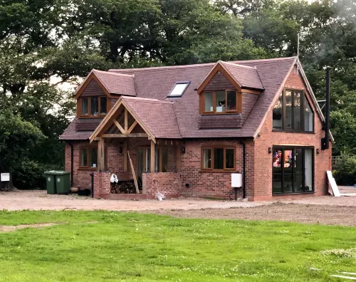 Private Entry Double Bedroom with Beautiful Views!