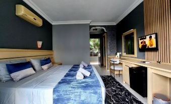 Summer Rose Hotel