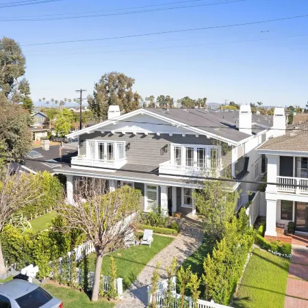 Crystal Cove by AvantStay Gorgeous Charming Newport Home