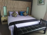 그랜드 메달리온 호텔  호텔