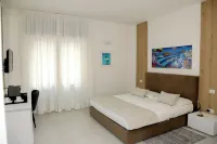 Lo Studio di Viale Lo Re Camere & Caffe’ Hotels in Lecce