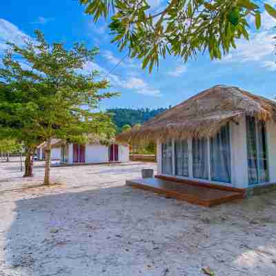 Viovio Beach & Resort Hotel Exterior