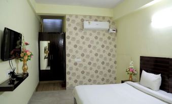 Hotel Livinn by F9